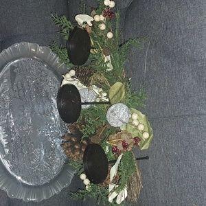Holiday decor candle holder